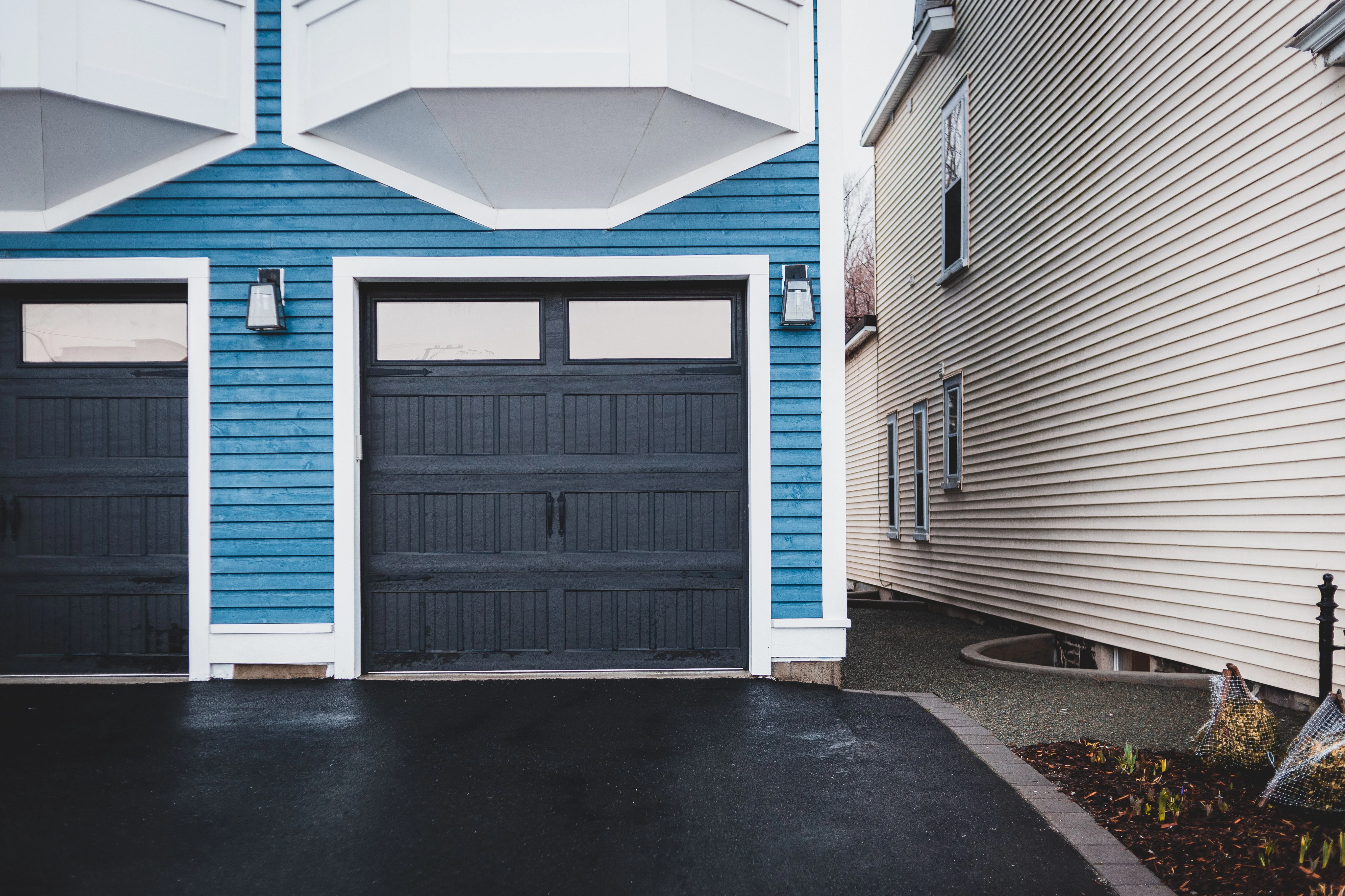 Residential garage door in Cedar Grove and Lynbrook